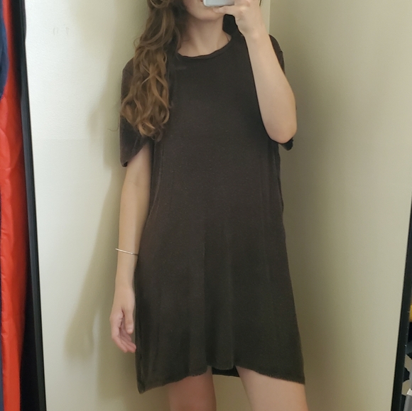 Brandy Melville one size brown t-shirt dress - Picture 3 of 5